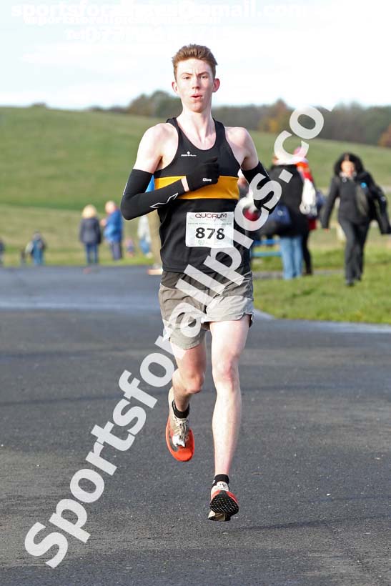 Mens and womens under-17s, Heaton Memorial 10k Road Race, Town Moor, Newcastle.  Photo: David T. Hewitson/Sports for All Pics